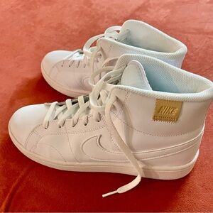 Nike Air Force 1 high top White and Gold Athletic Shoes New never worn.